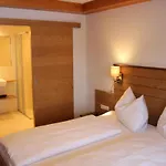 Апартаменти In/ski Out Berghof By Schladmingurlaub Шладмінг